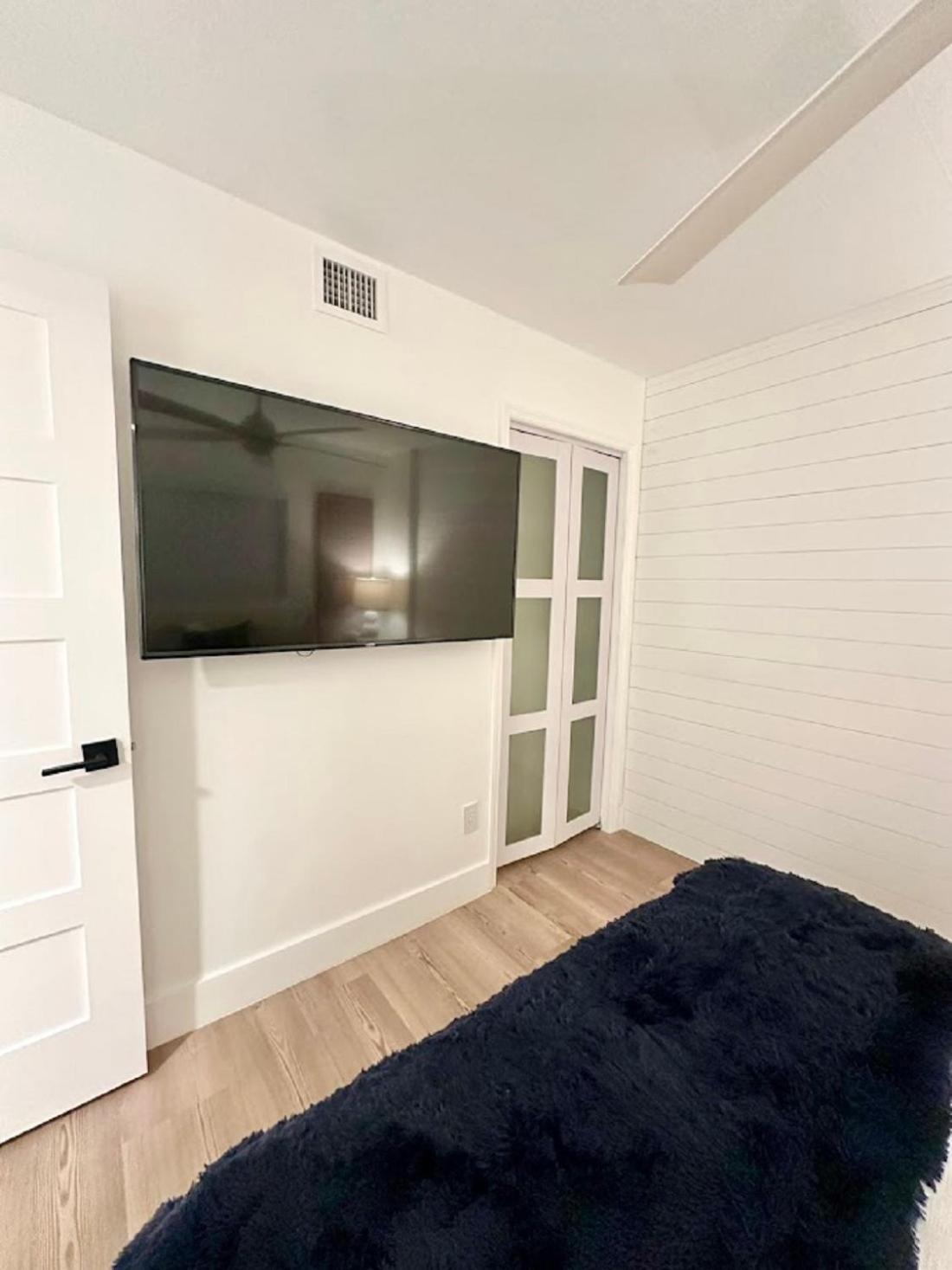 Apartamento Seaside Serenity, Brand New 2 Bed 2 Bath Pool Area, Tennis Pickleball 2024 Remodel
