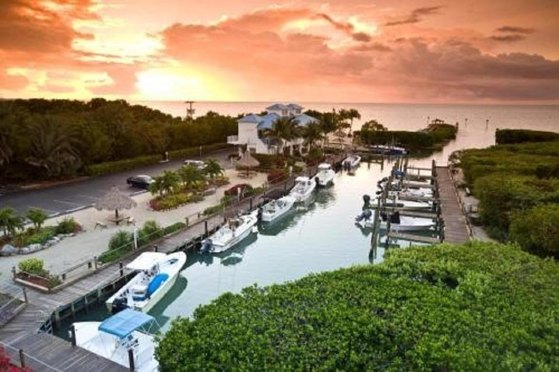 Seaside Serenity, Brand New 2 Bed 2 Bath Pool Area, Tennis Pickleball 2024 Remodel Apartamento